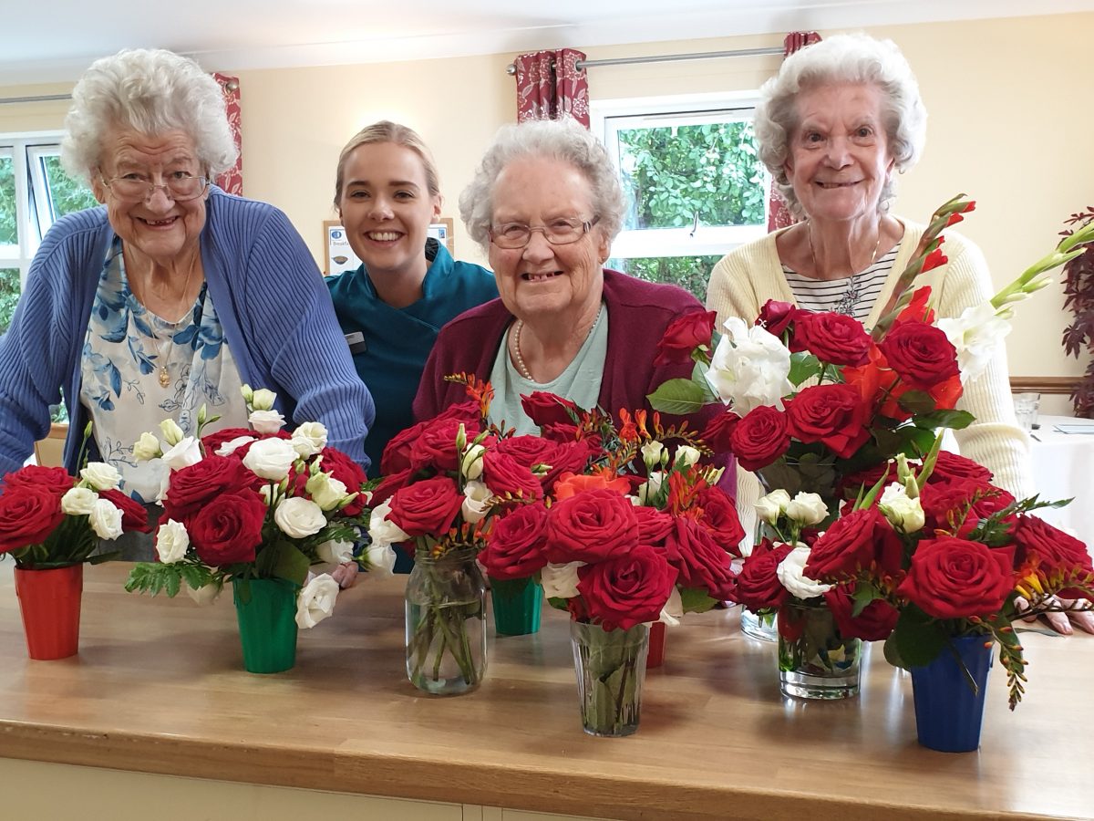 FLOWER ARRANGING